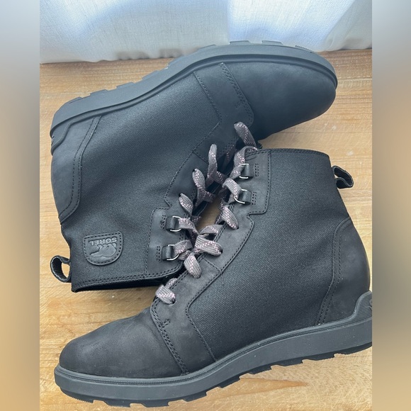 New Sorel Women's Evie II Lace Boots Black, Sea Salt in Size 12 - Picture 8 of 10